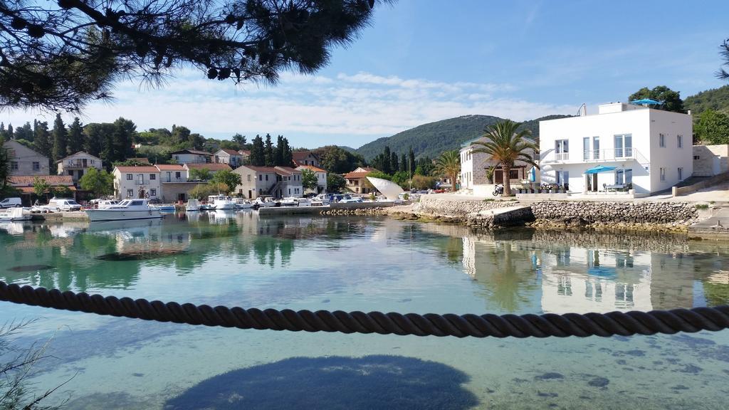 Apartments Sea Reflections Žman الغرفة الصورة